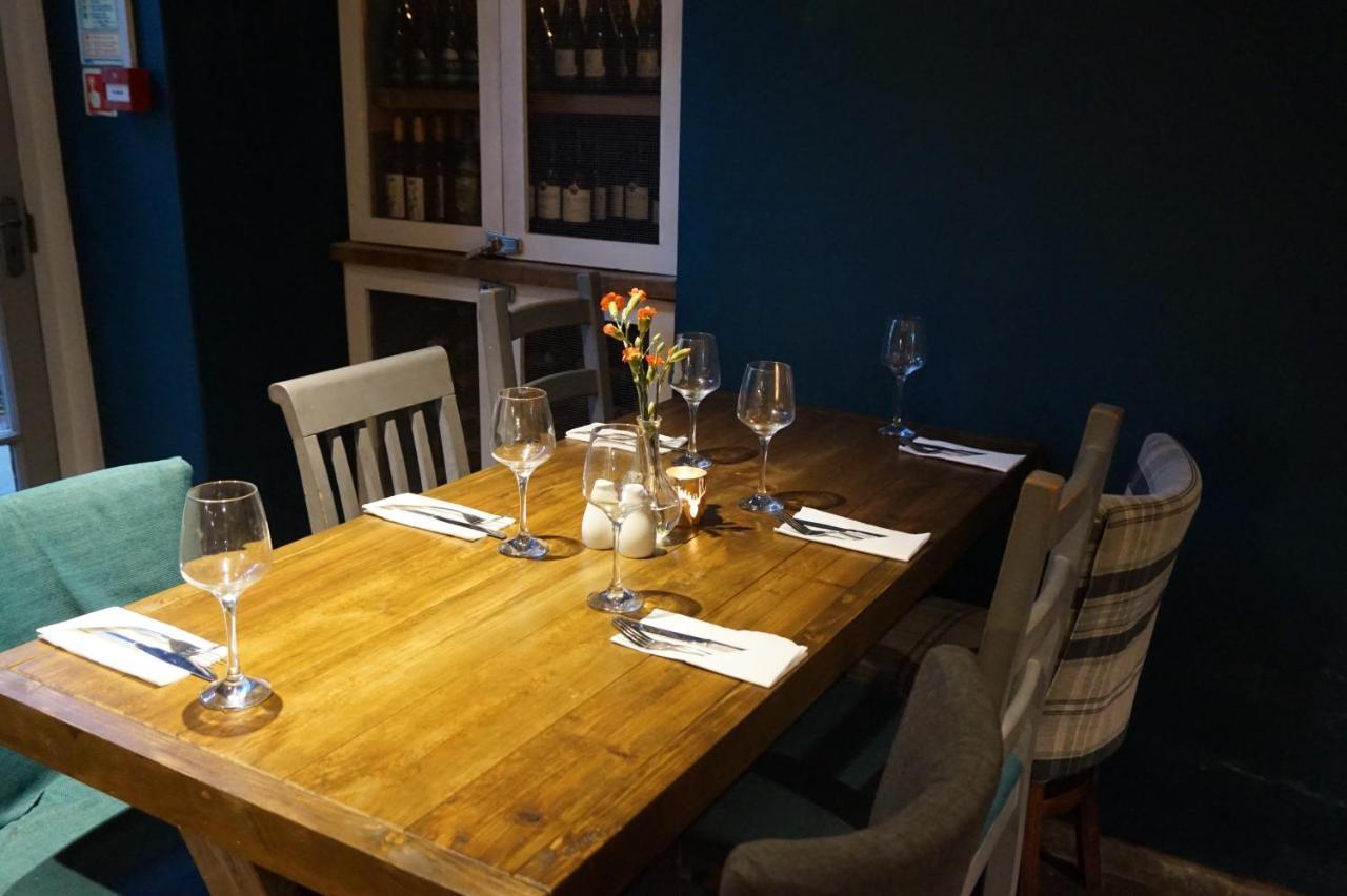 The Barge Inn Bradford-On-Avon Ngoại thất bức ảnh
