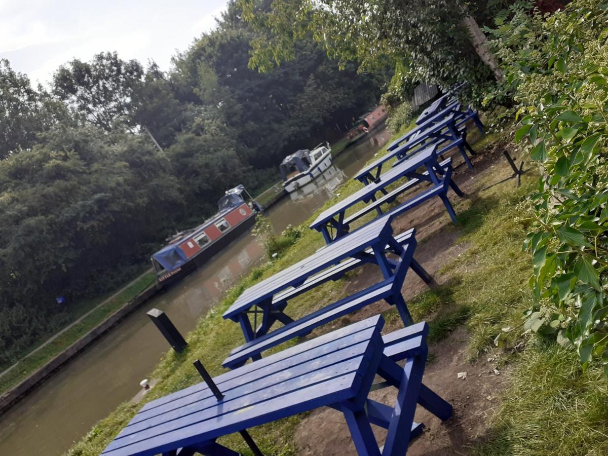 The Barge Inn Bradford-On-Avon Ngoại thất bức ảnh